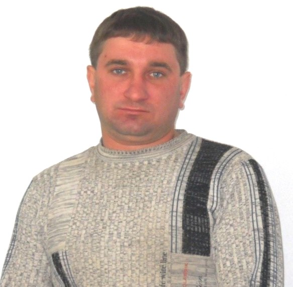 Олеников Иван Иванович.